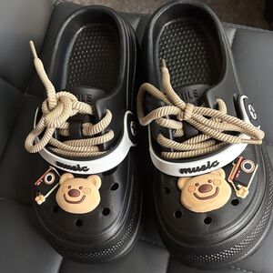 Kids Black Bear Music Slippers